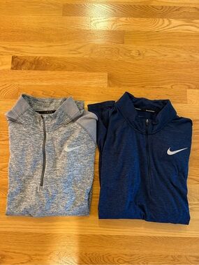 Nike Mens Quarter-Zip Tops in Navy Blue and Heather Gray